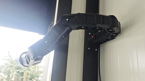 红杏视频講解折疊門的（de）部件組成